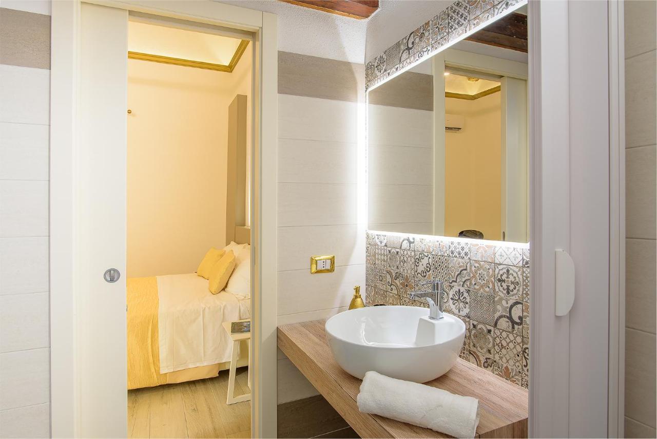 Barlaman Luxury Rooms Palermo Bagian luar foto