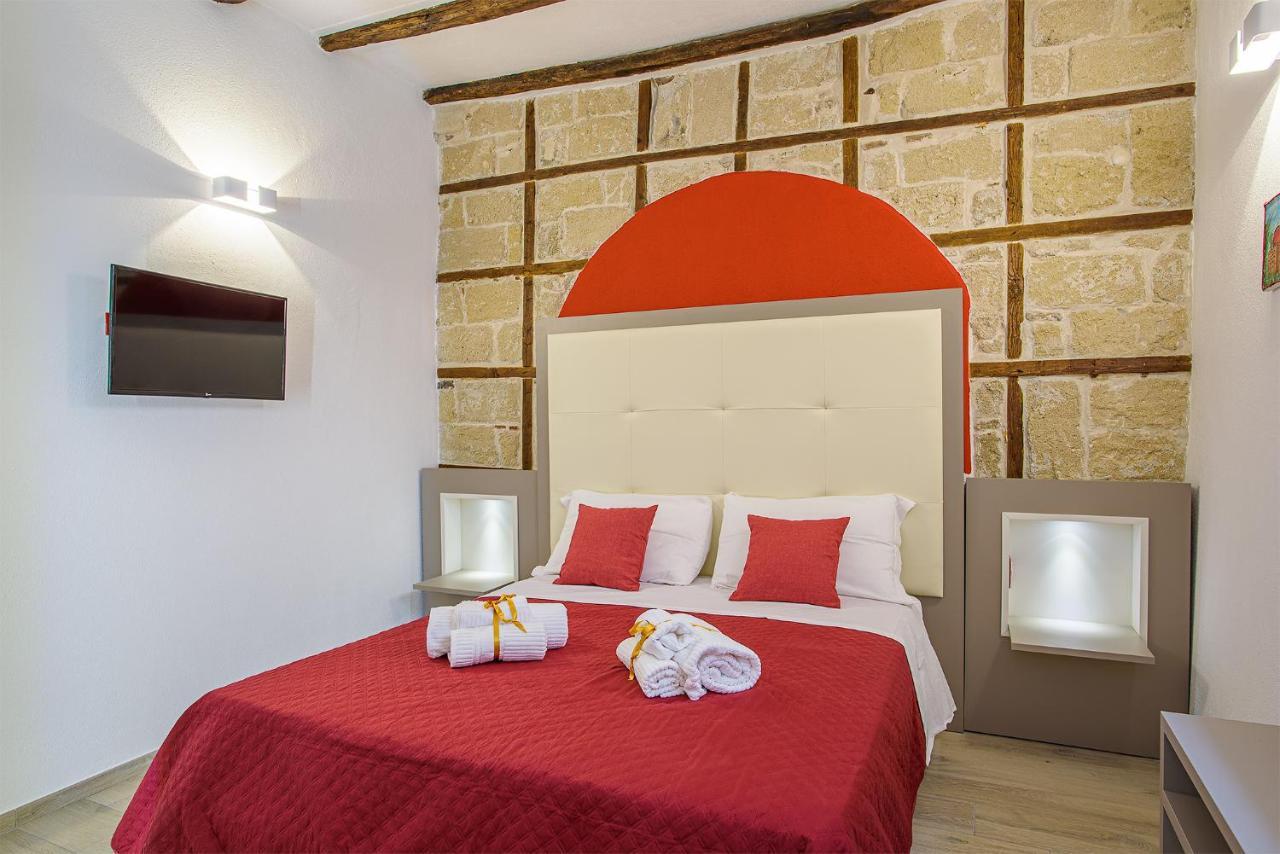 Barlaman Luxury Rooms Palermo Bagian luar foto