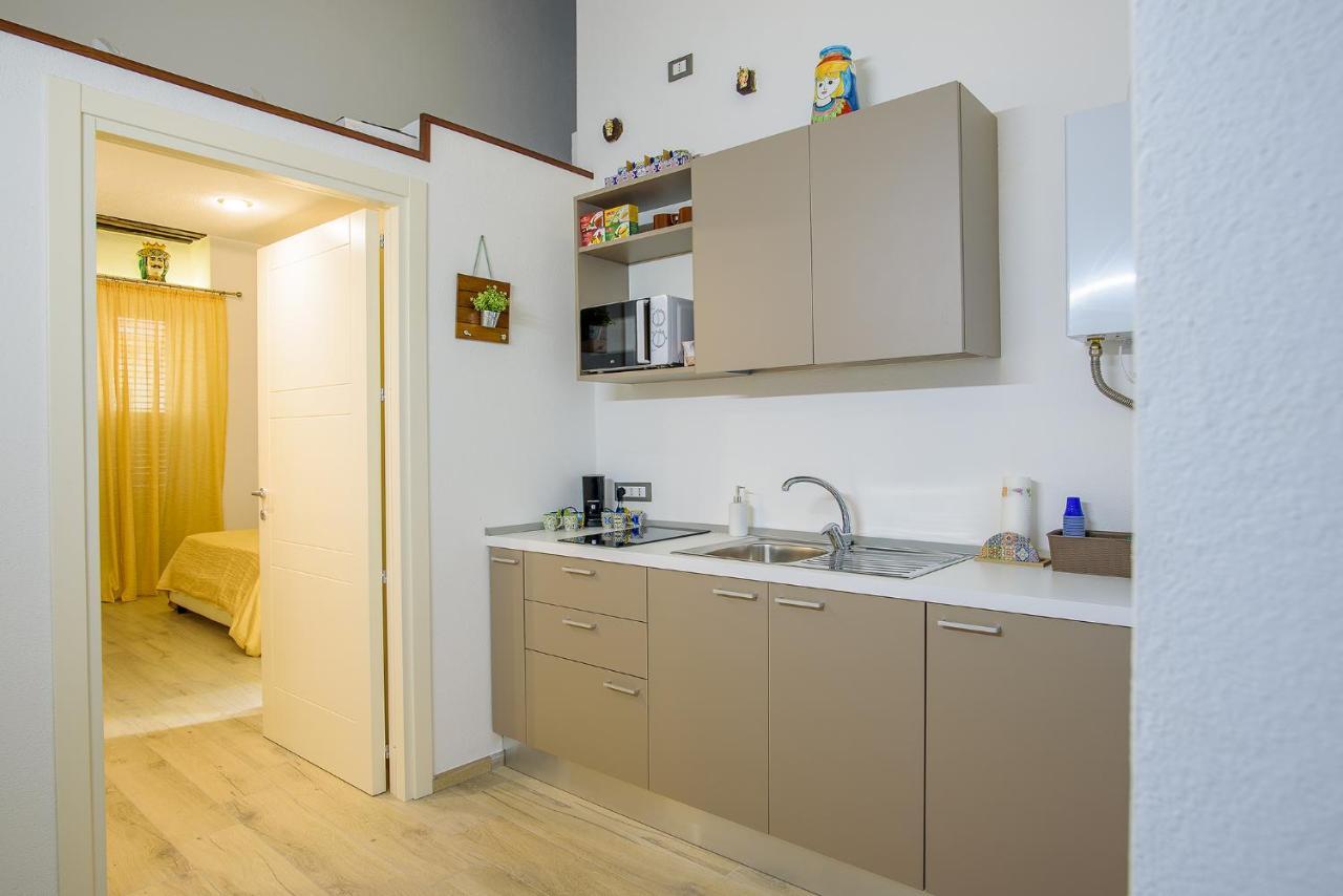 Barlaman Luxury Rooms Palermo Bagian luar foto