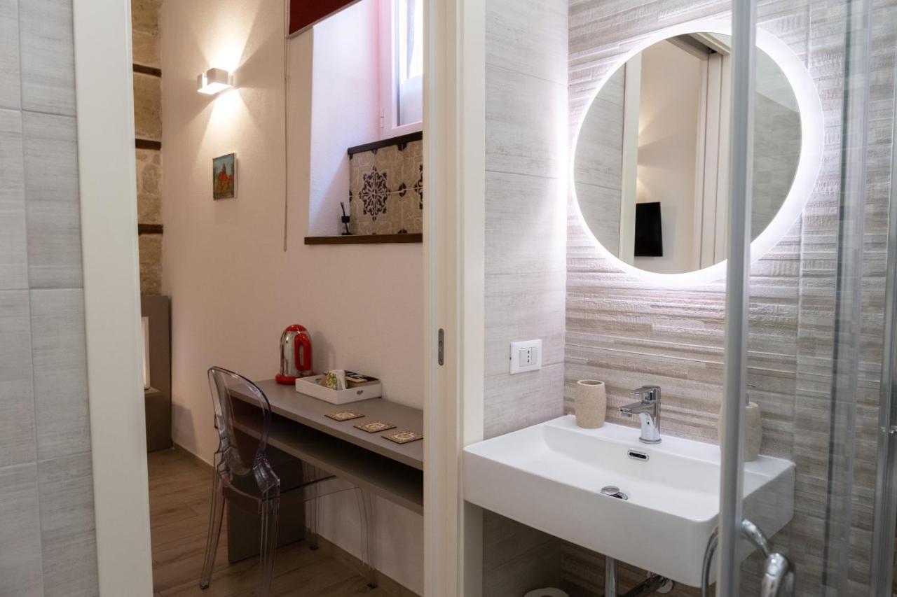 Barlaman Luxury Rooms Palermo Bagian luar foto