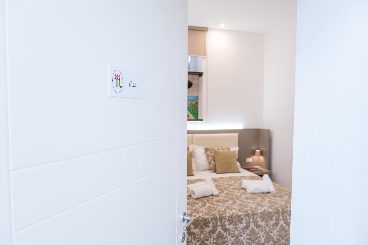 Barlaman Luxury Rooms Palermo Bagian luar foto