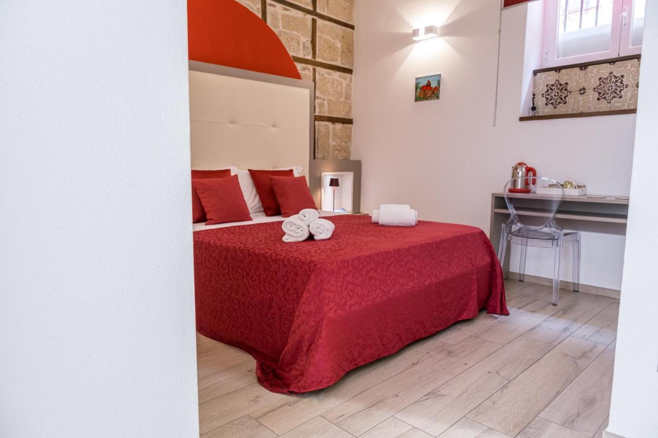 Barlaman Luxury Rooms Palermo Bagian luar foto